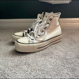 Platform Converse